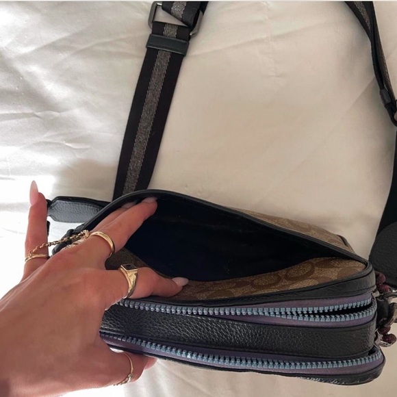 Coach Crossbody Bag X Rexy By Guang Yu Purse Shoulder Strap VGC 🖤 - Picture 3 of 11